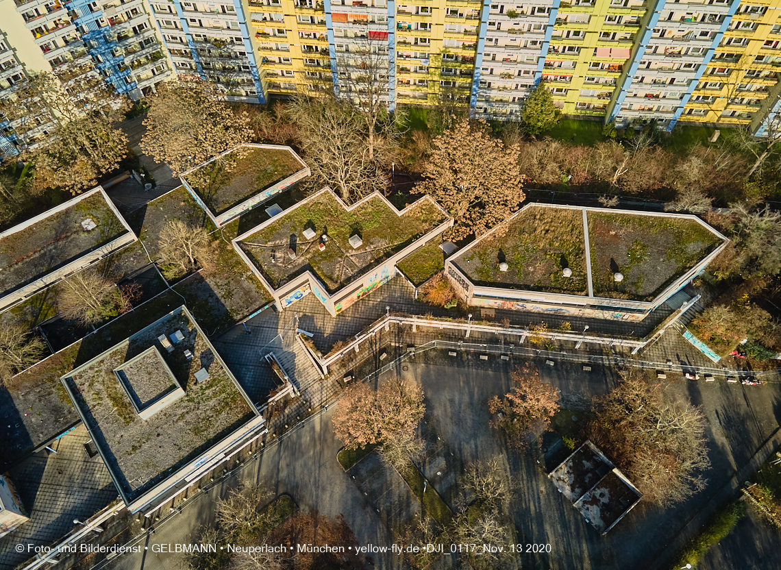 13.11.2020 - die Abrissbaustelle Quiddezentrum in Neuperlach